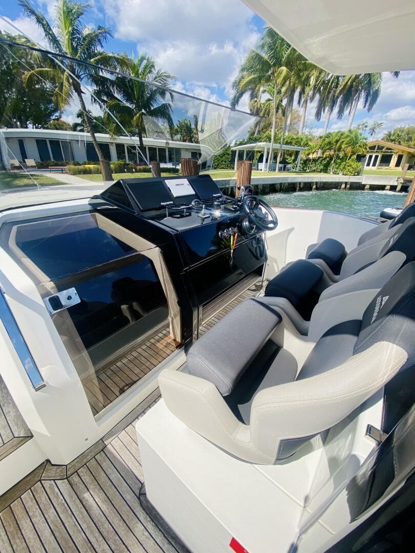 2020 Astondoa 377 — photo 18