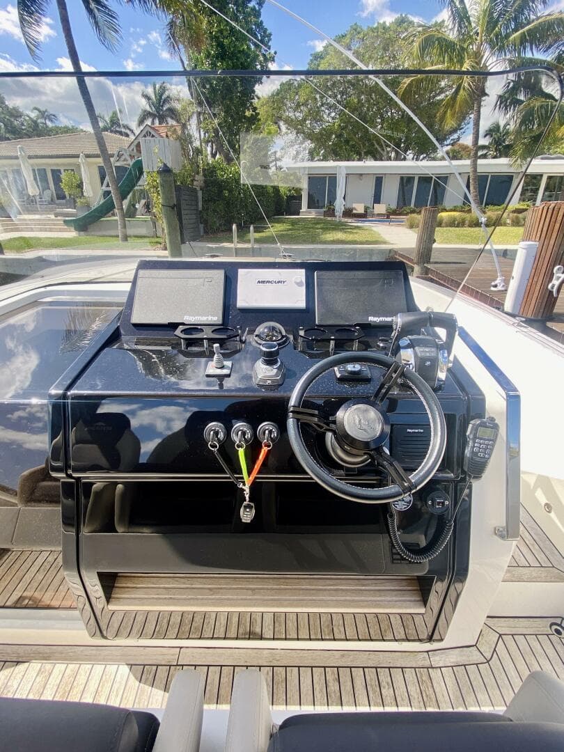 2020 Astondoa 377 — photo 16