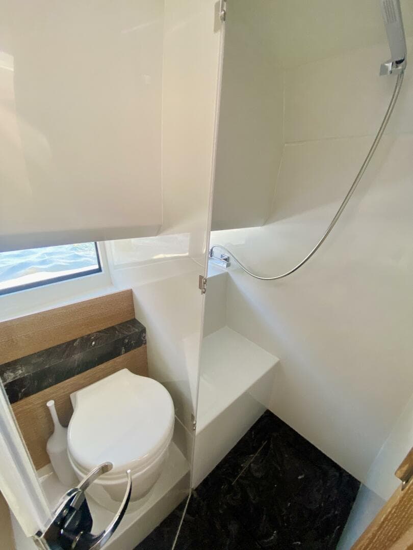 2020 Astondoa 377 — photo 49