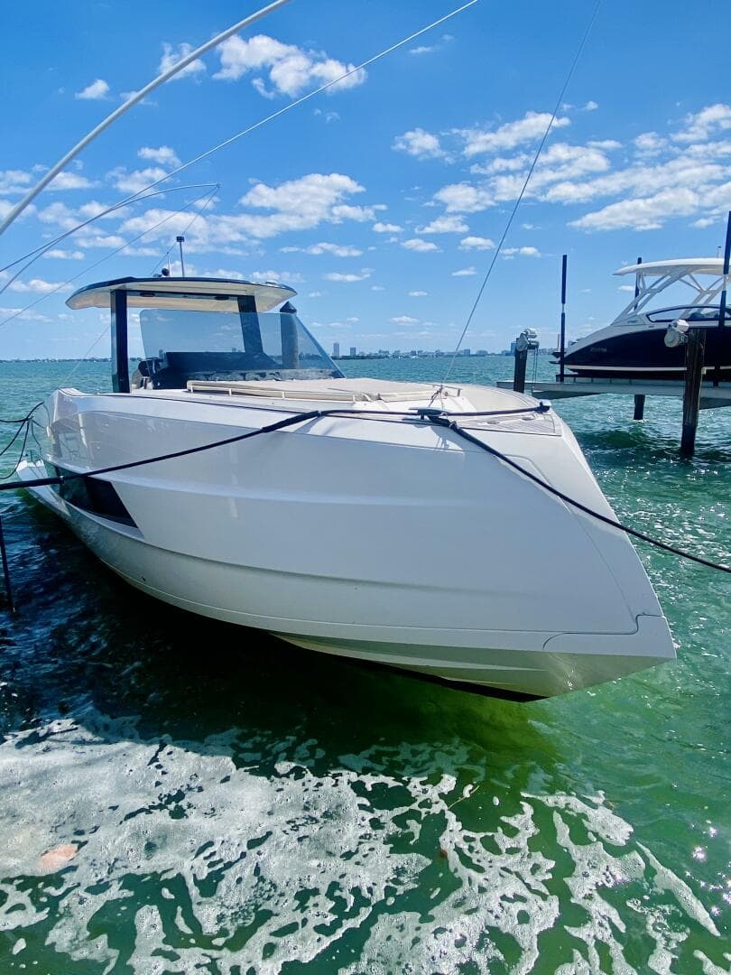 2020 Astondoa 377 — photo 3