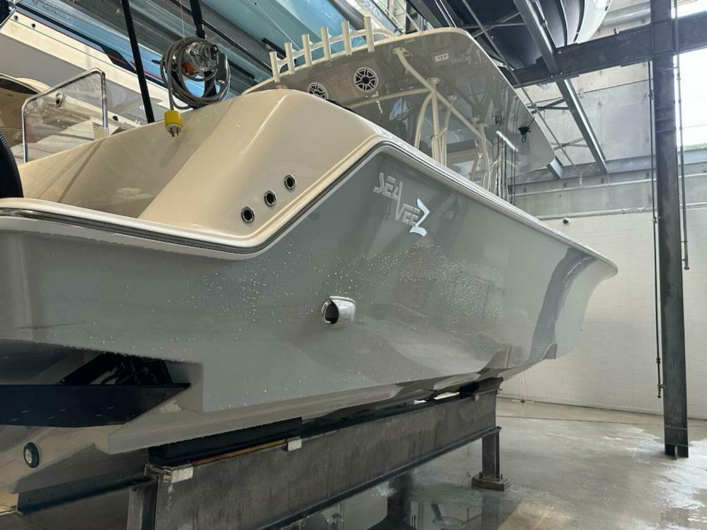 2022 Seavee 390Z Center Console — photo 37