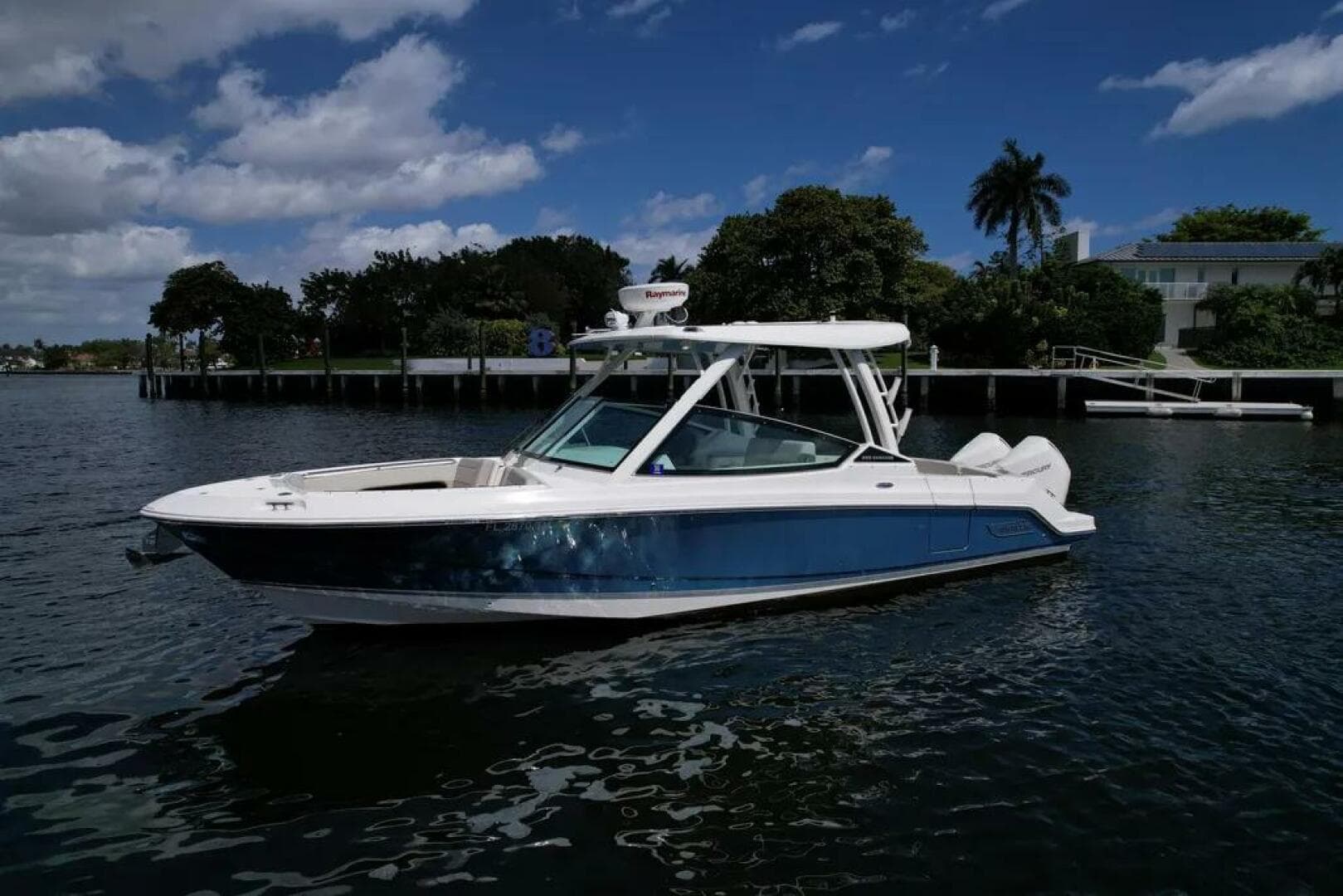 2022 Boston Whaler 280 Vantage — photo 40