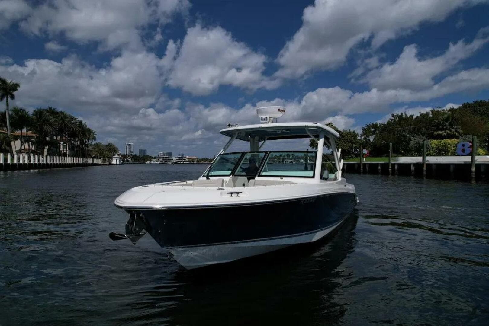 2022 Boston Whaler 280 Vantage — photo 48