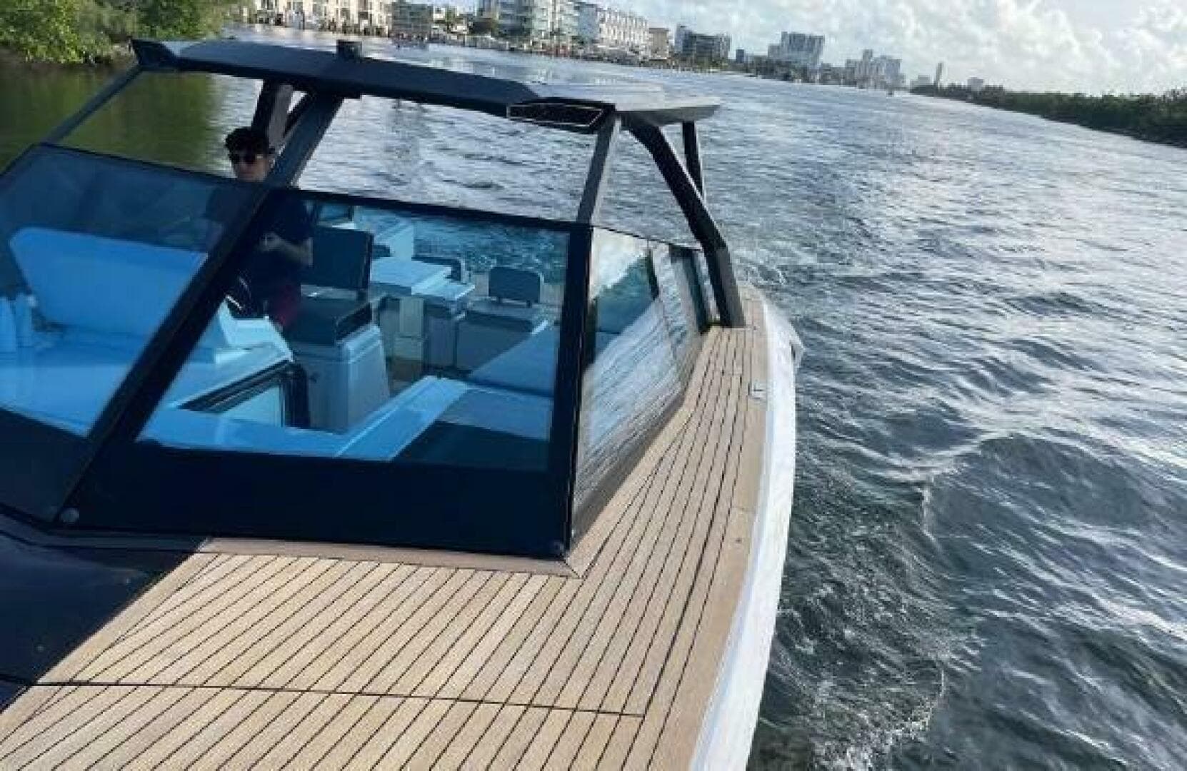 2017 Evo 43 — photo 6