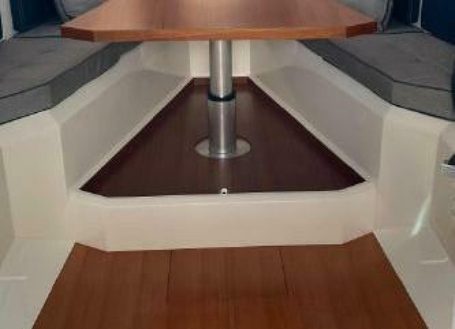 2017 Evo 43 — photo 23