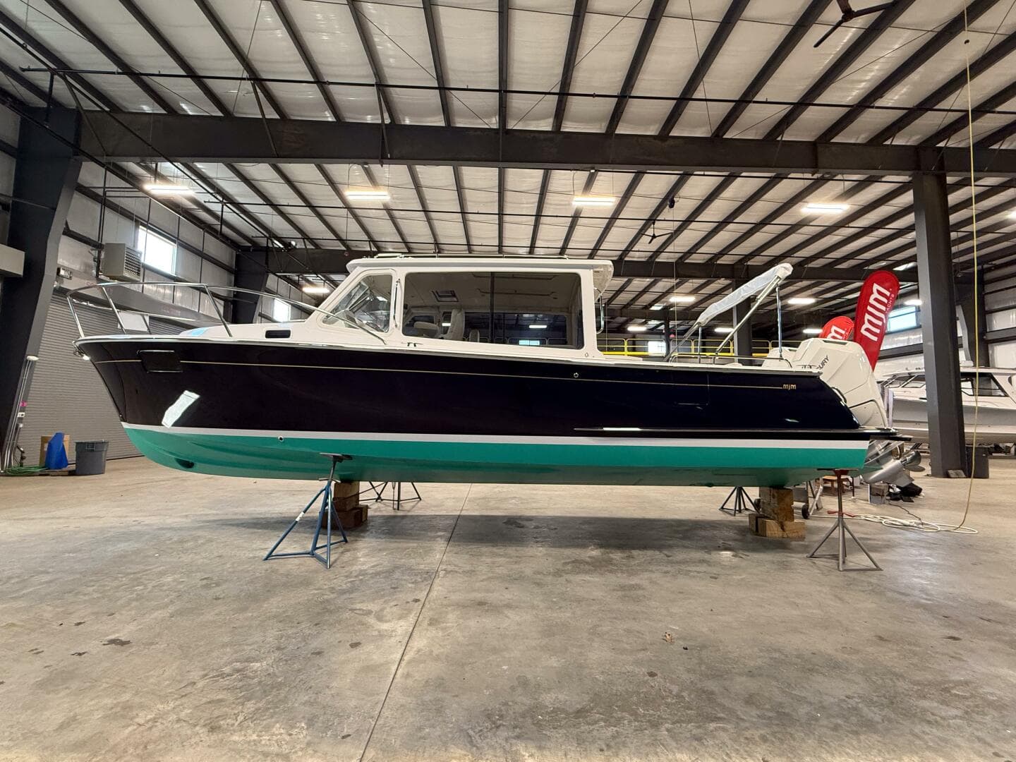 2025 Mjm 35 — photo 2