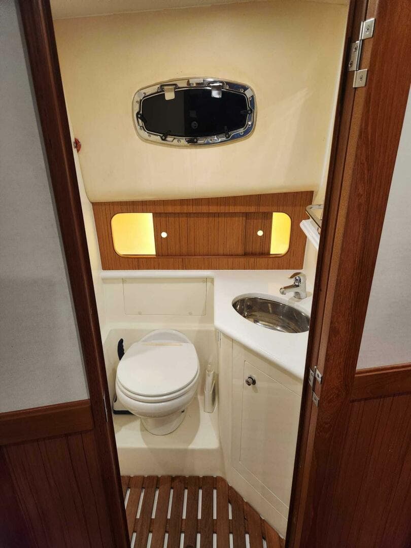 2016 Mainship M34 Pilot — photo 18