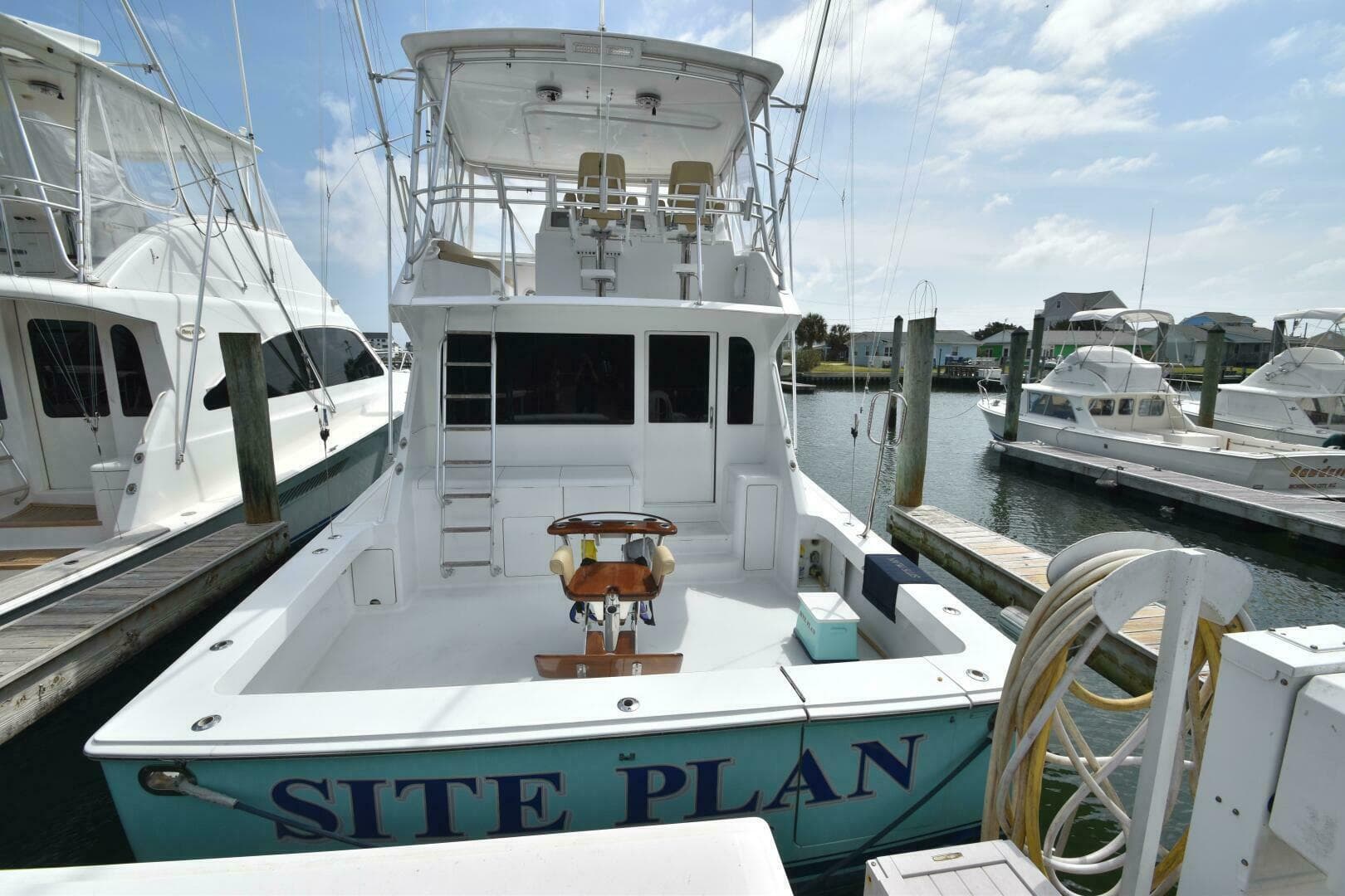 2000 Viking 55 Convertible — photo 31