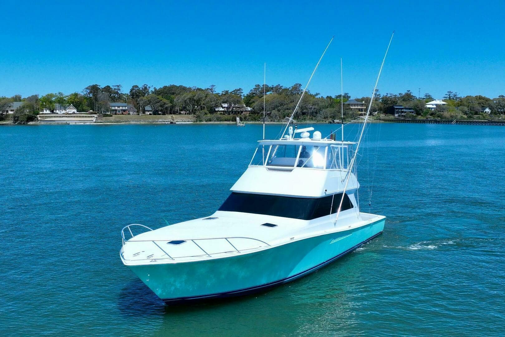 2000 Viking 55 Convertible — photo 15