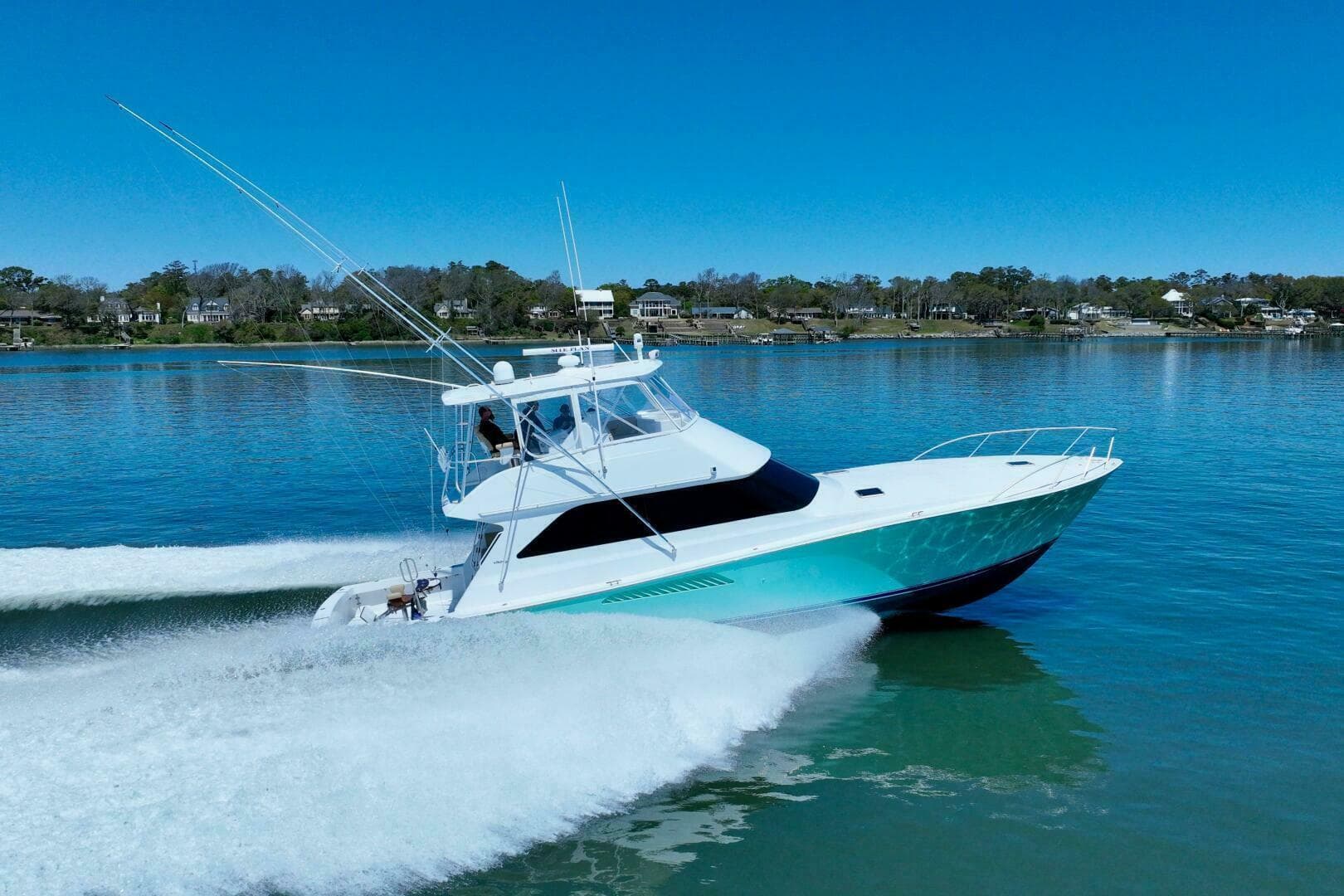 2000 Viking 55 Convertible — photo 23