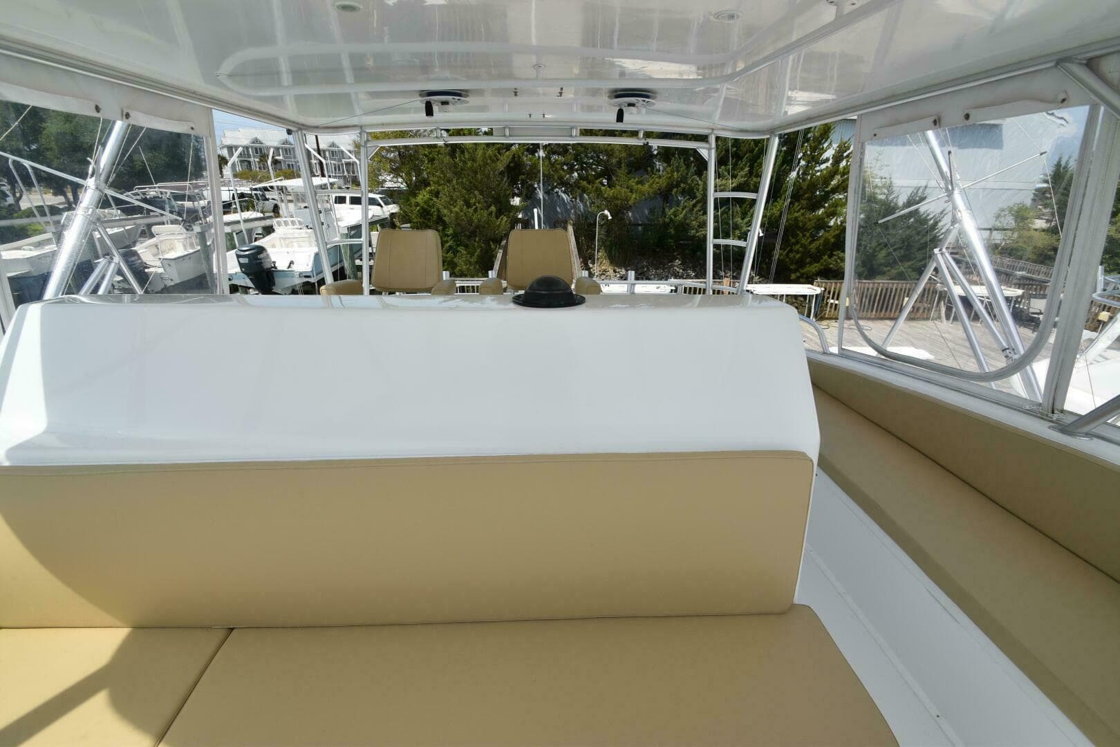 2000 Viking 55 Convertible — photo 39