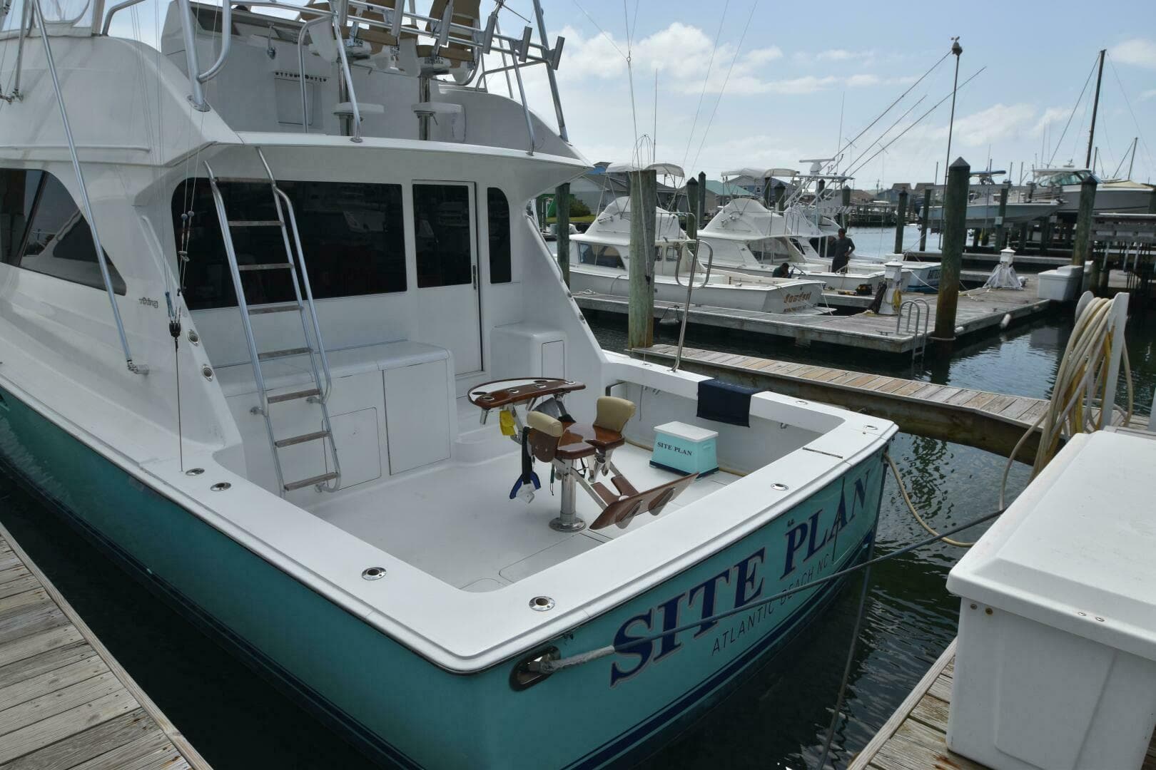 2000 Viking 55 Convertible — photo 29