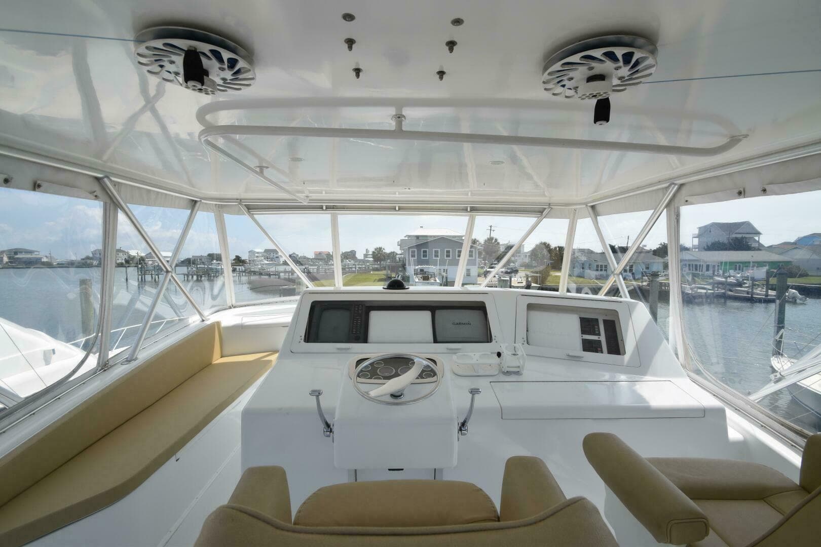 2000 Viking 55 Convertible — photo 34