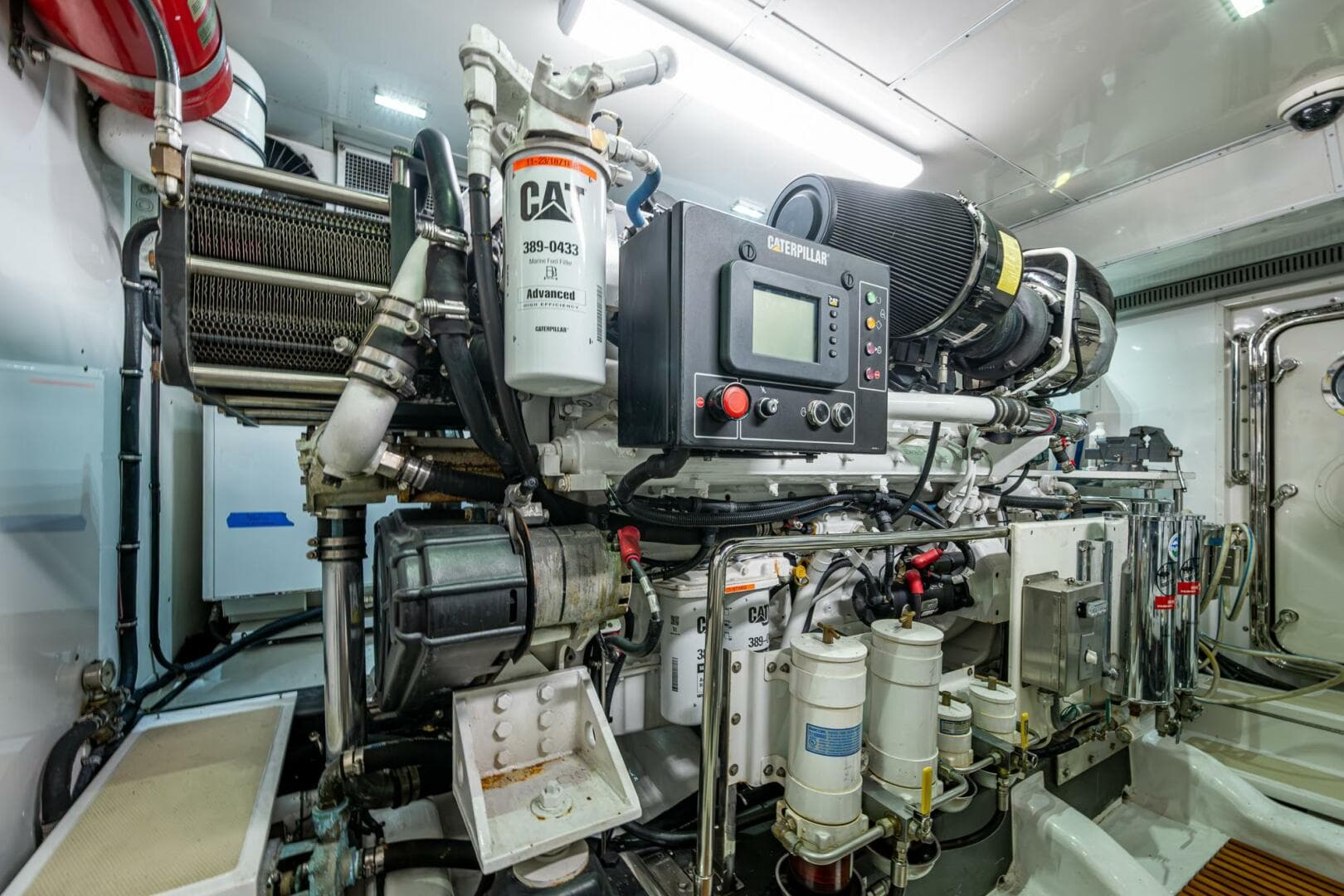 2013 Marlow Explorer Enclosed Bridge — photo 28