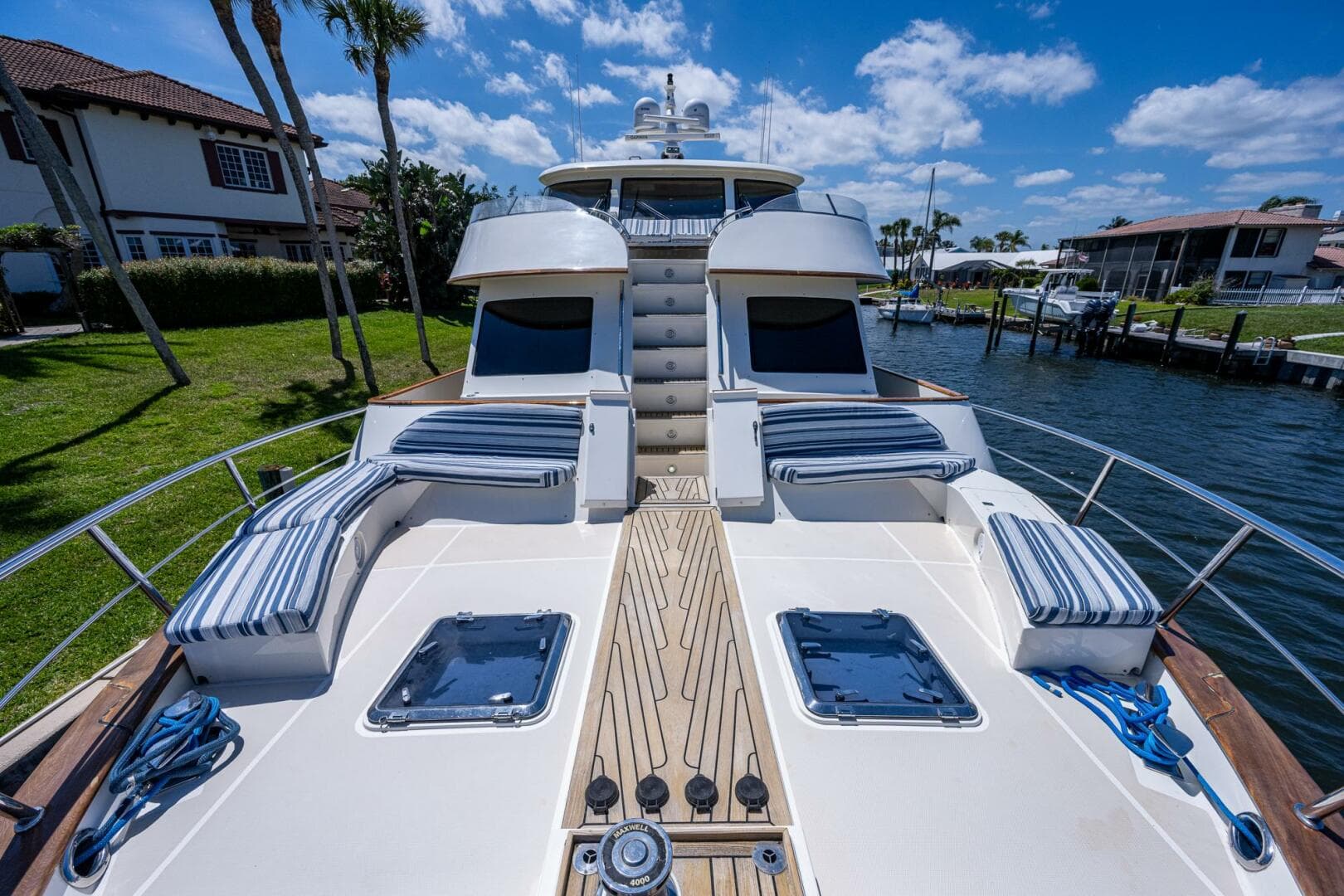 2013 Marlow Explorer Enclosed Bridge — photo 10