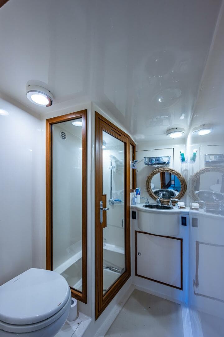 2013 Marlow Explorer Enclosed Bridge — photo 71