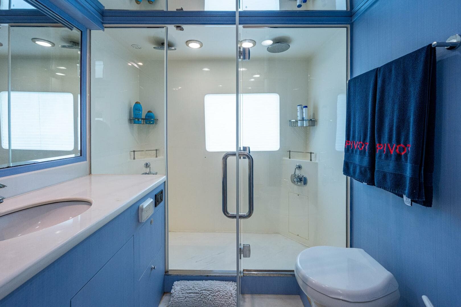 2013 Marlow Explorer Enclosed Bridge — photo 55