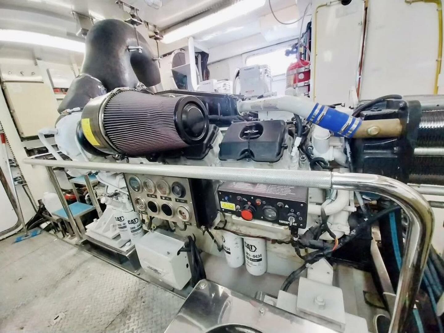 2010 Ocean Alexander 83 — photo 78