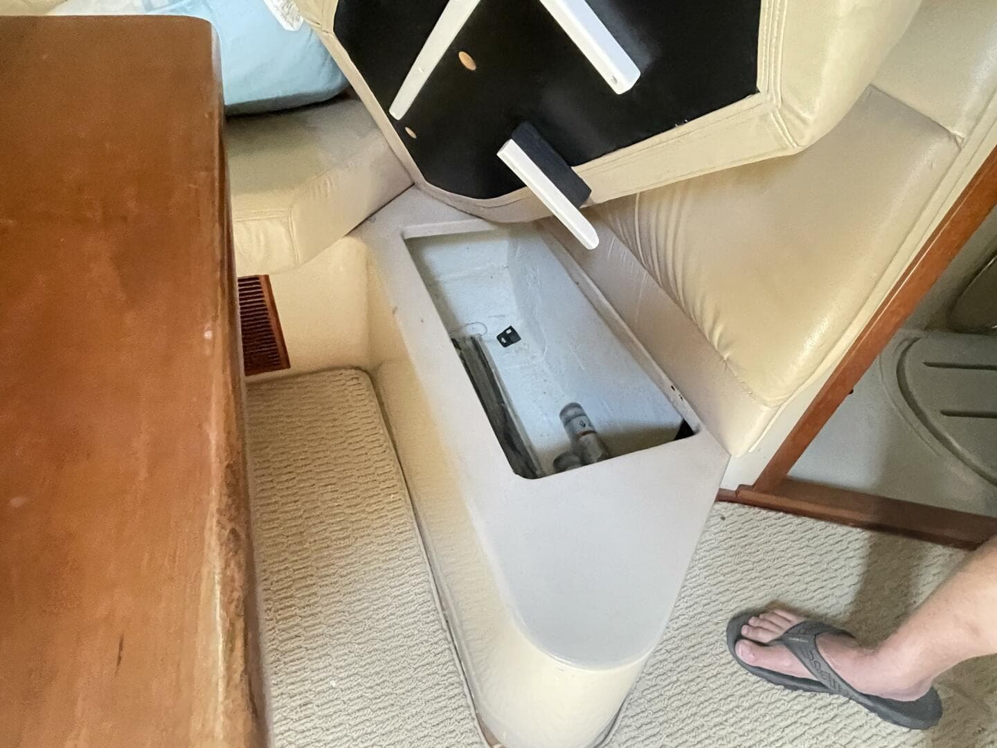 2007 Rampage 38 Express — photo 97