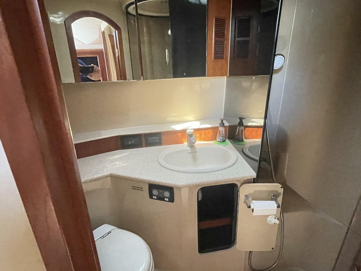 2007 Rampage 38 Express — photo 94