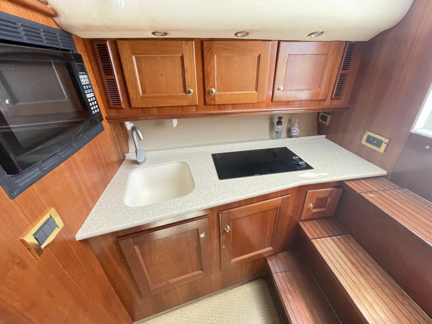 2007 Rampage 38 Express — photo 86