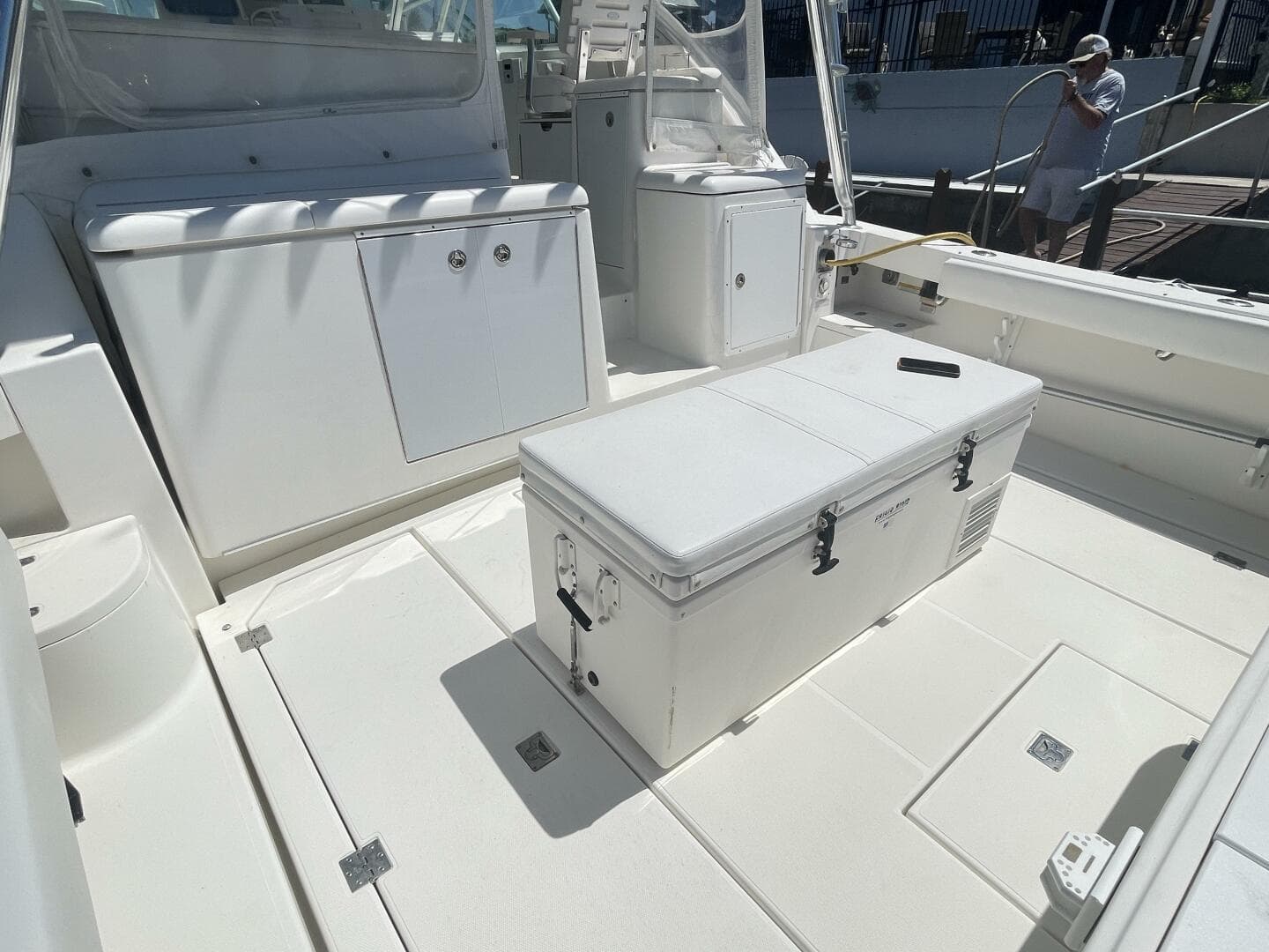 2007 Rampage 38 Express — photo 17