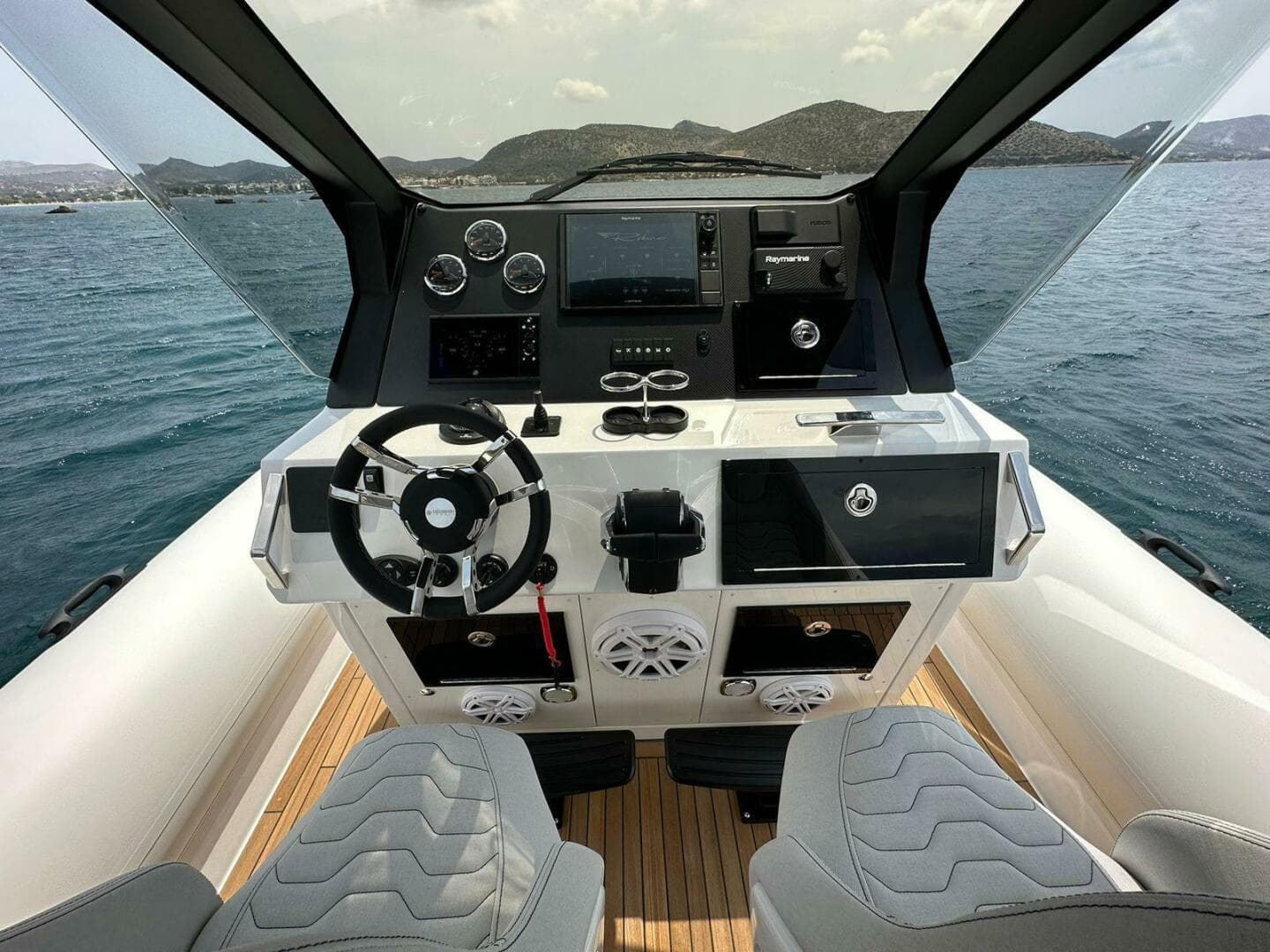 2023 Rib Seafarer 36X — photo 5