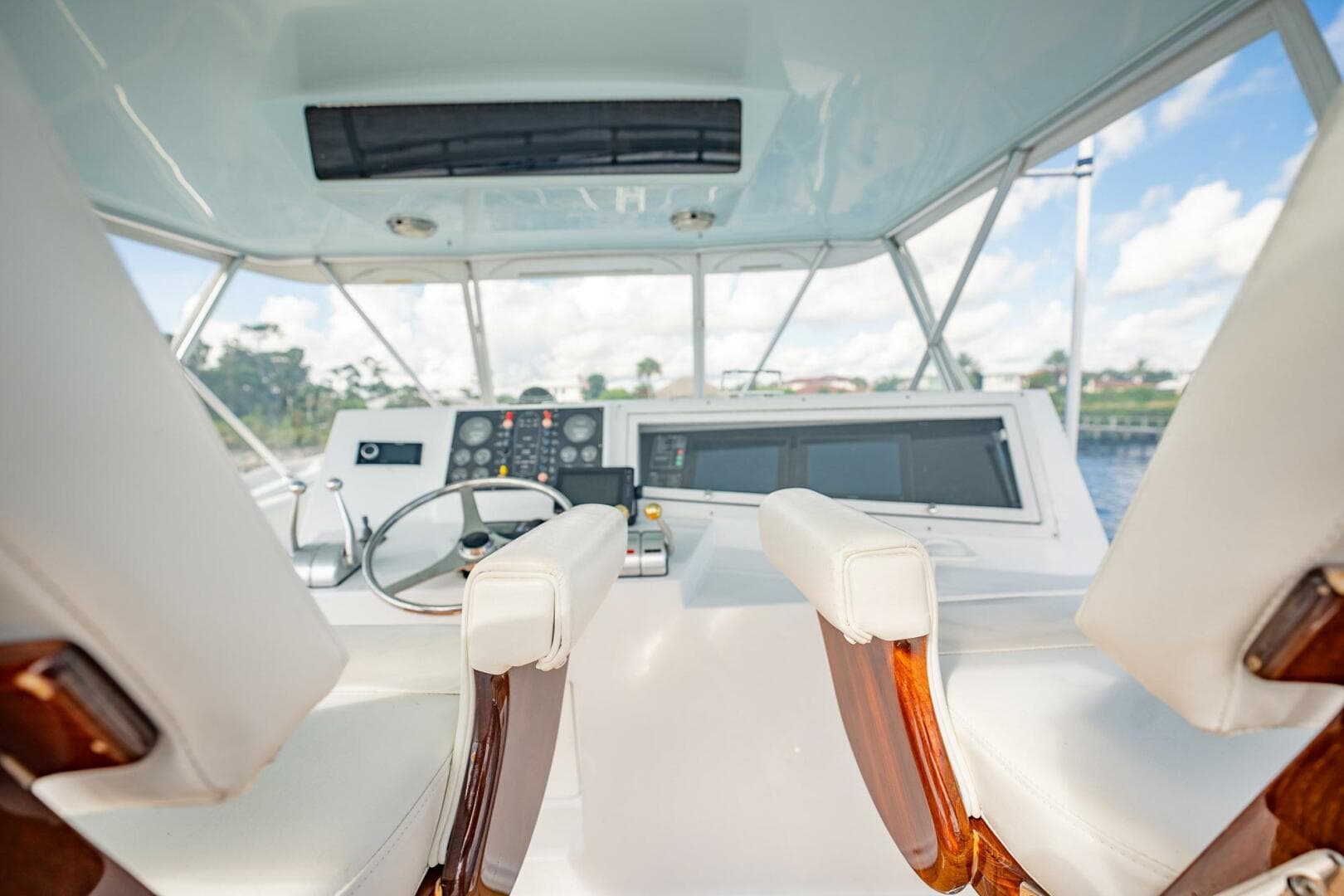 2000 Viking Conv Sport Fisher — photo 46