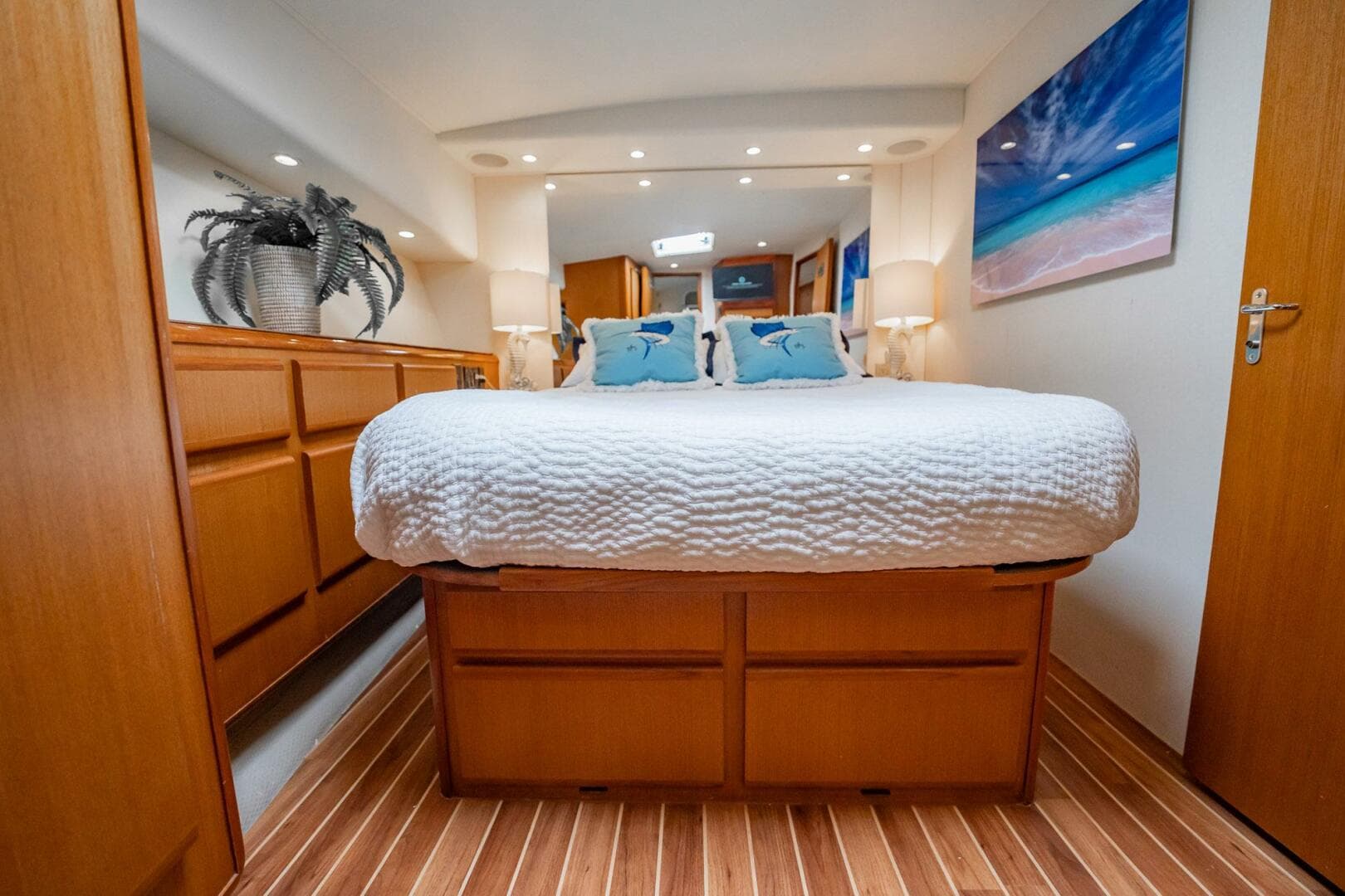 2000 Viking Conv Sport Fisher — photo 23