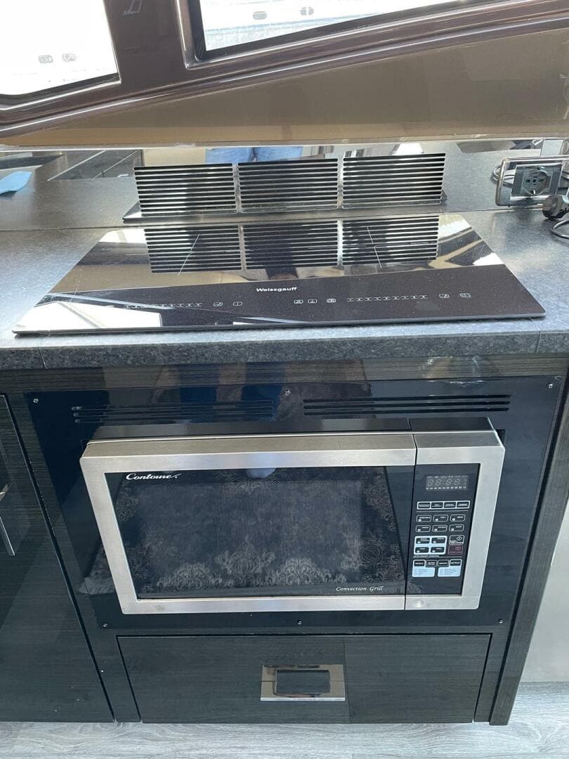 2013 Marquis 630 Sport — photo 8