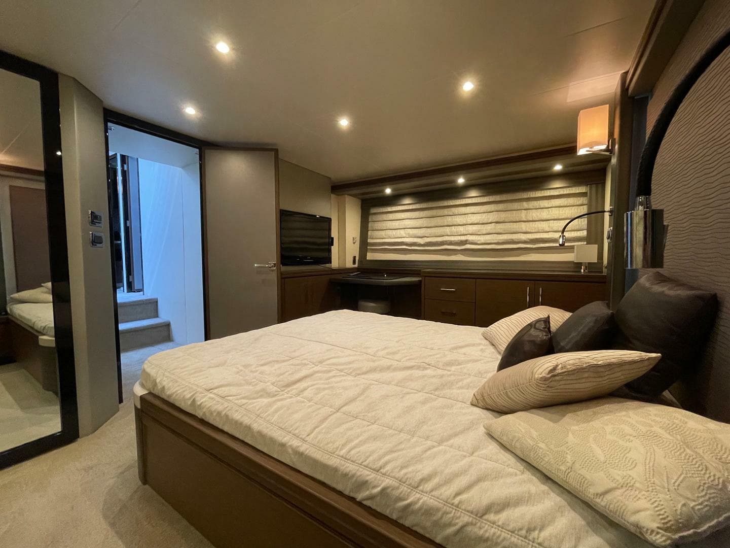 2013 Marquis 630 Sport — photo 20