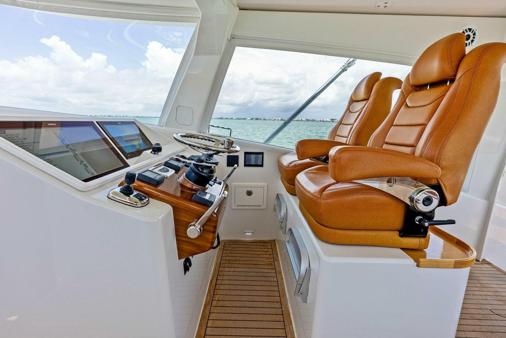 2020 Calcutta 480 Catamaran — photo 2