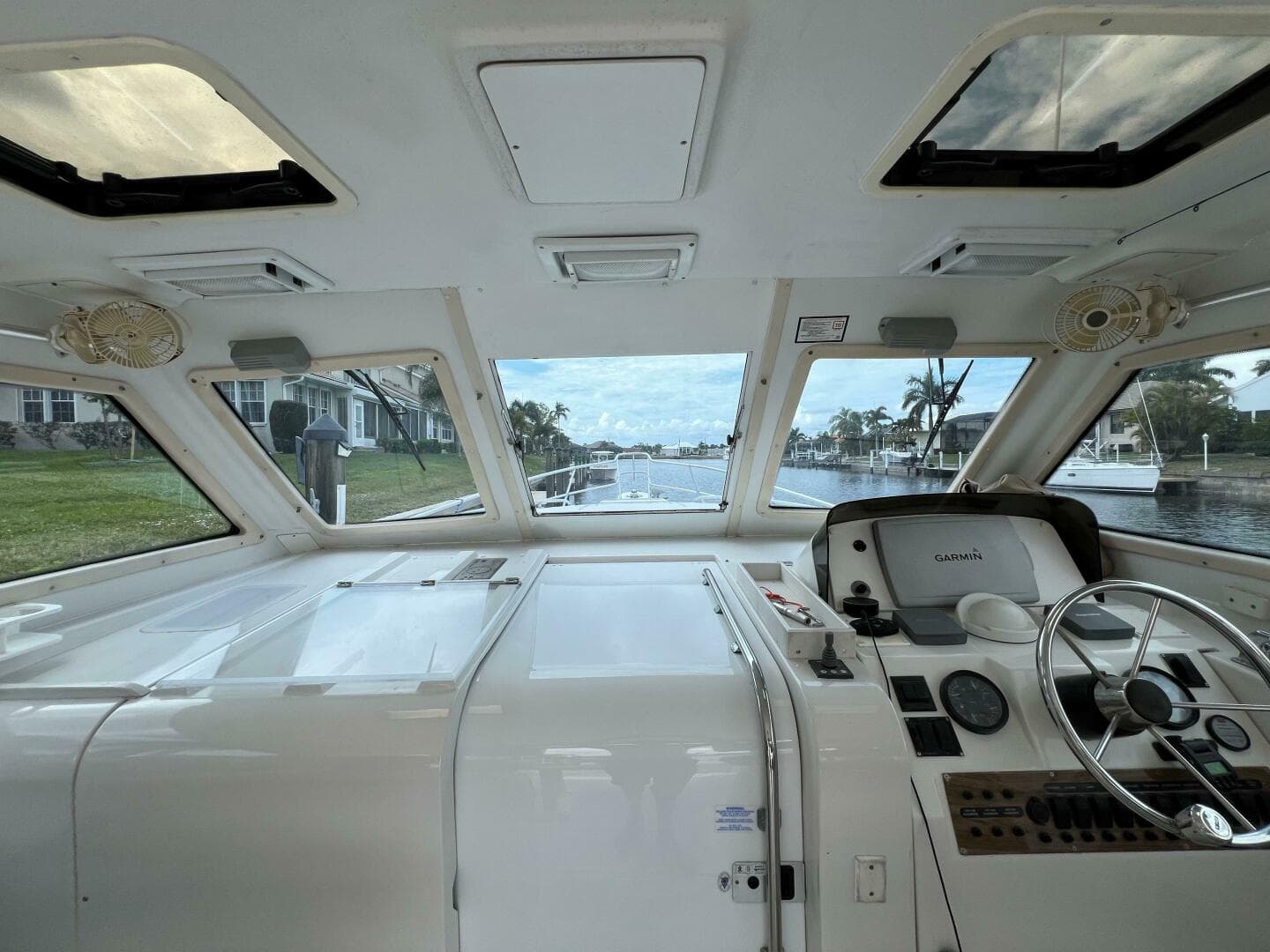 2000 Mainship Pilot 34 — photo 11