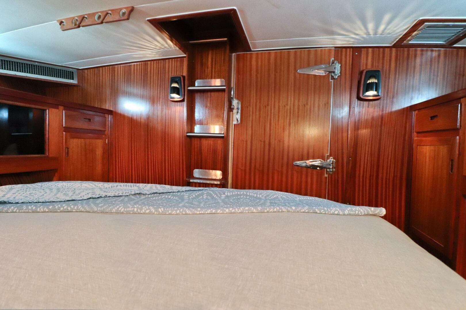 1967 Custom George Moore Custom 74 Lr Trawler — photo 48