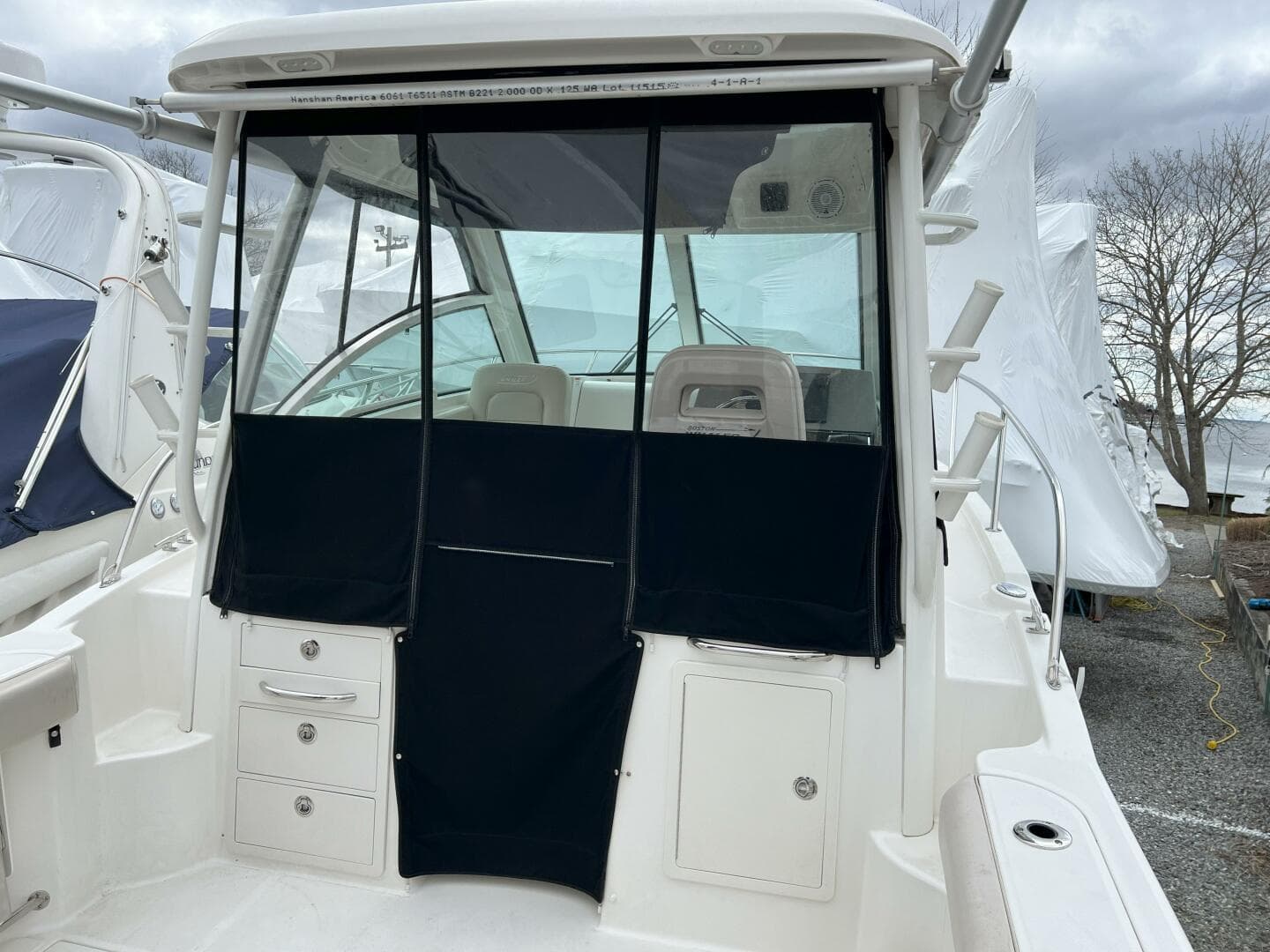 2017 Boston Whaler 285 Conquest — photo 4