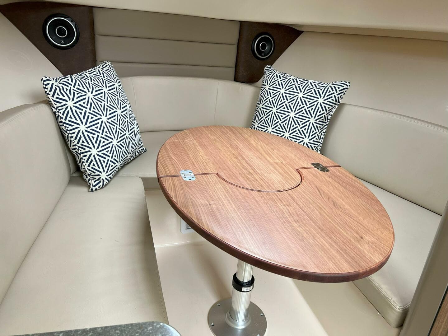 2017 Boston Whaler 285 Conquest — photo 24