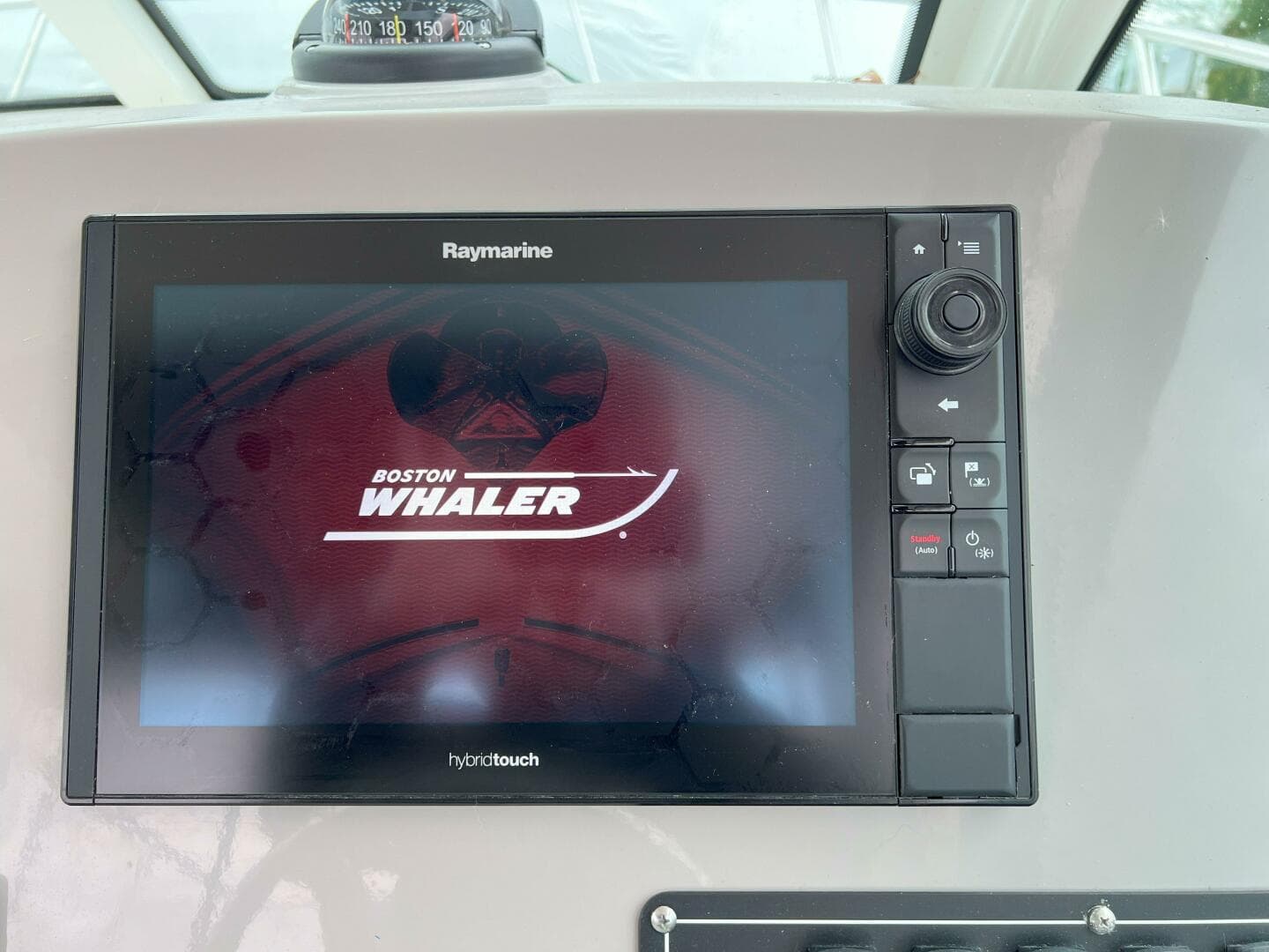 2017 Boston Whaler 285 Conquest — photo 19