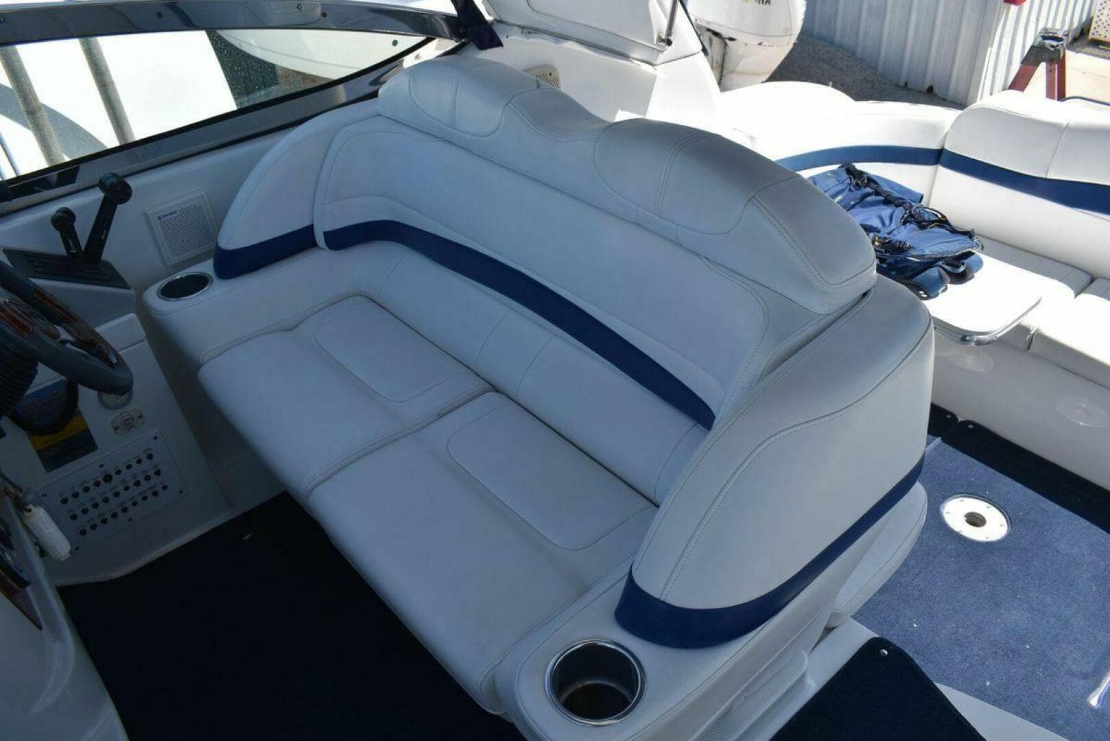 2005 Formula 37 Performance Cruiser — photo 14