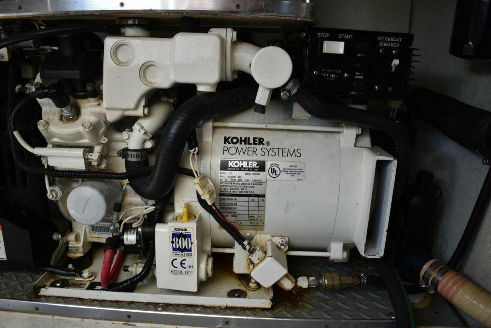 2005 Formula 37 Performance Cruiser — photo 55