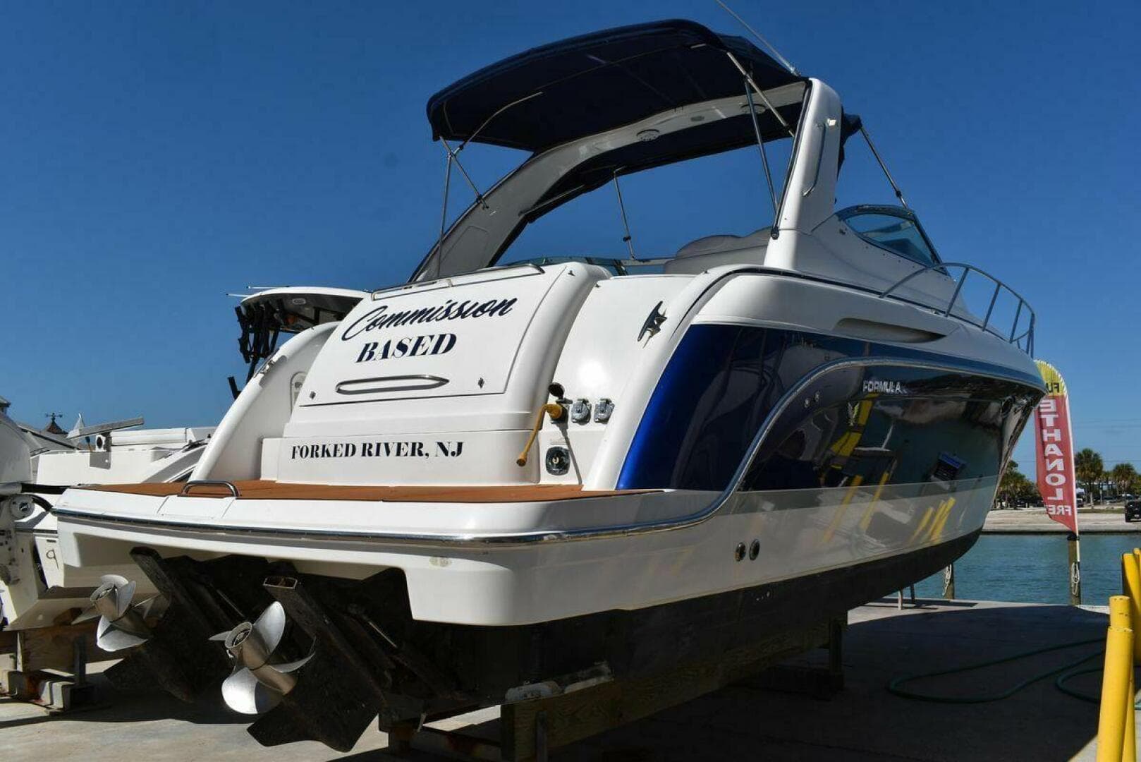 2005 Formula 37 Performance Cruiser — photo 2