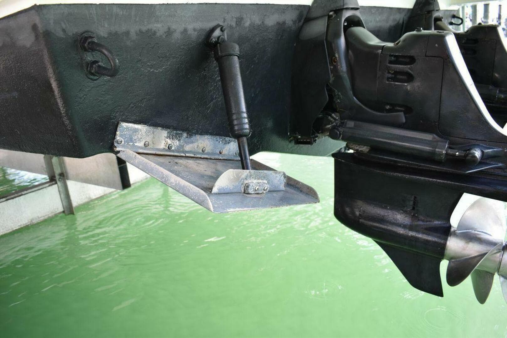 2005 Formula 37 Performance Cruiser — photo 64