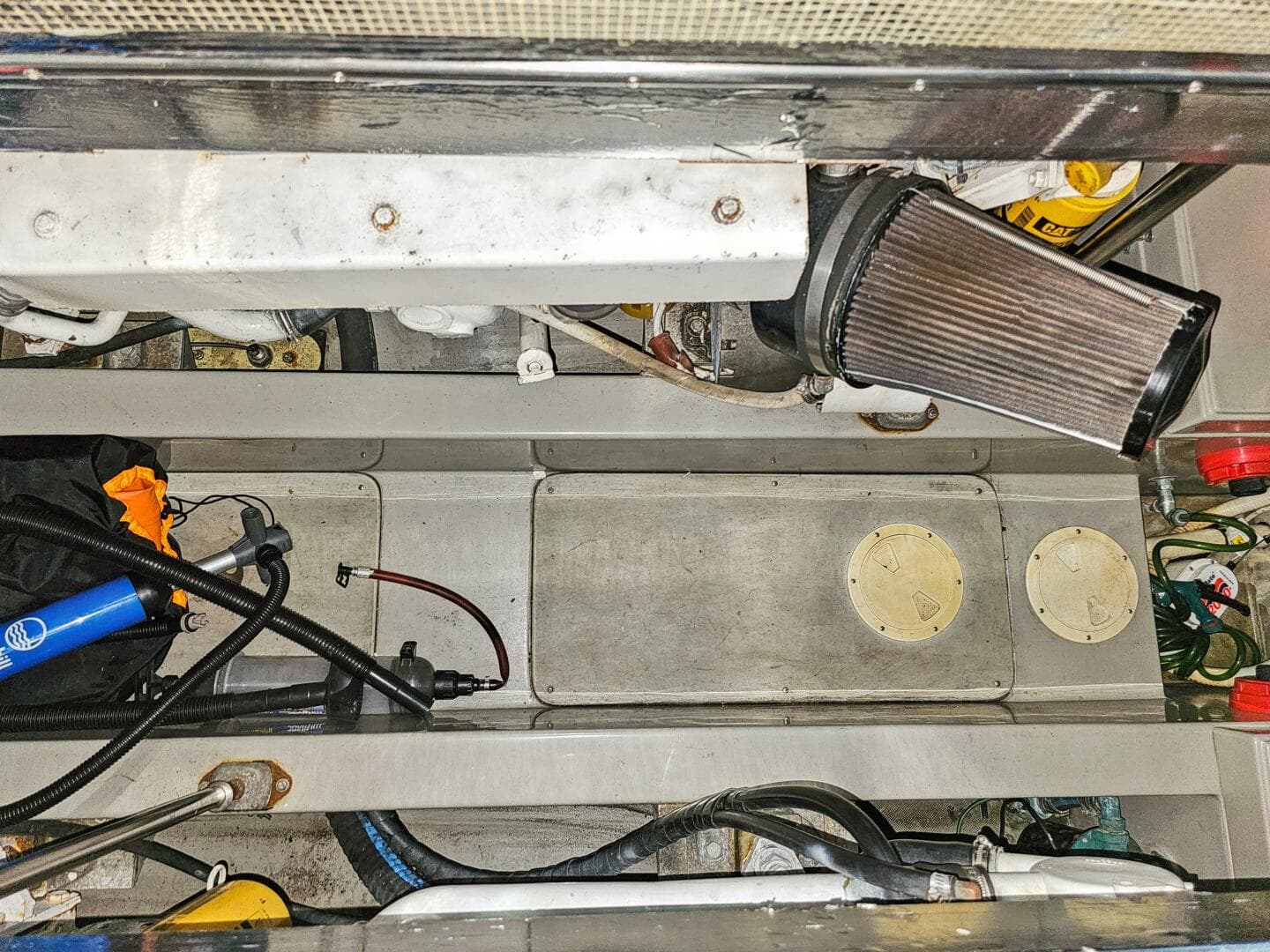 2001 Mediterranean 38 Convertible — photo 29