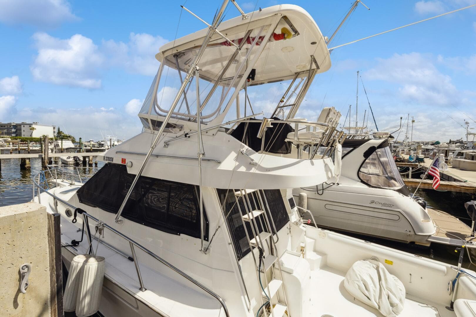 2001 Mediterranean 38 Convertible — photo 3