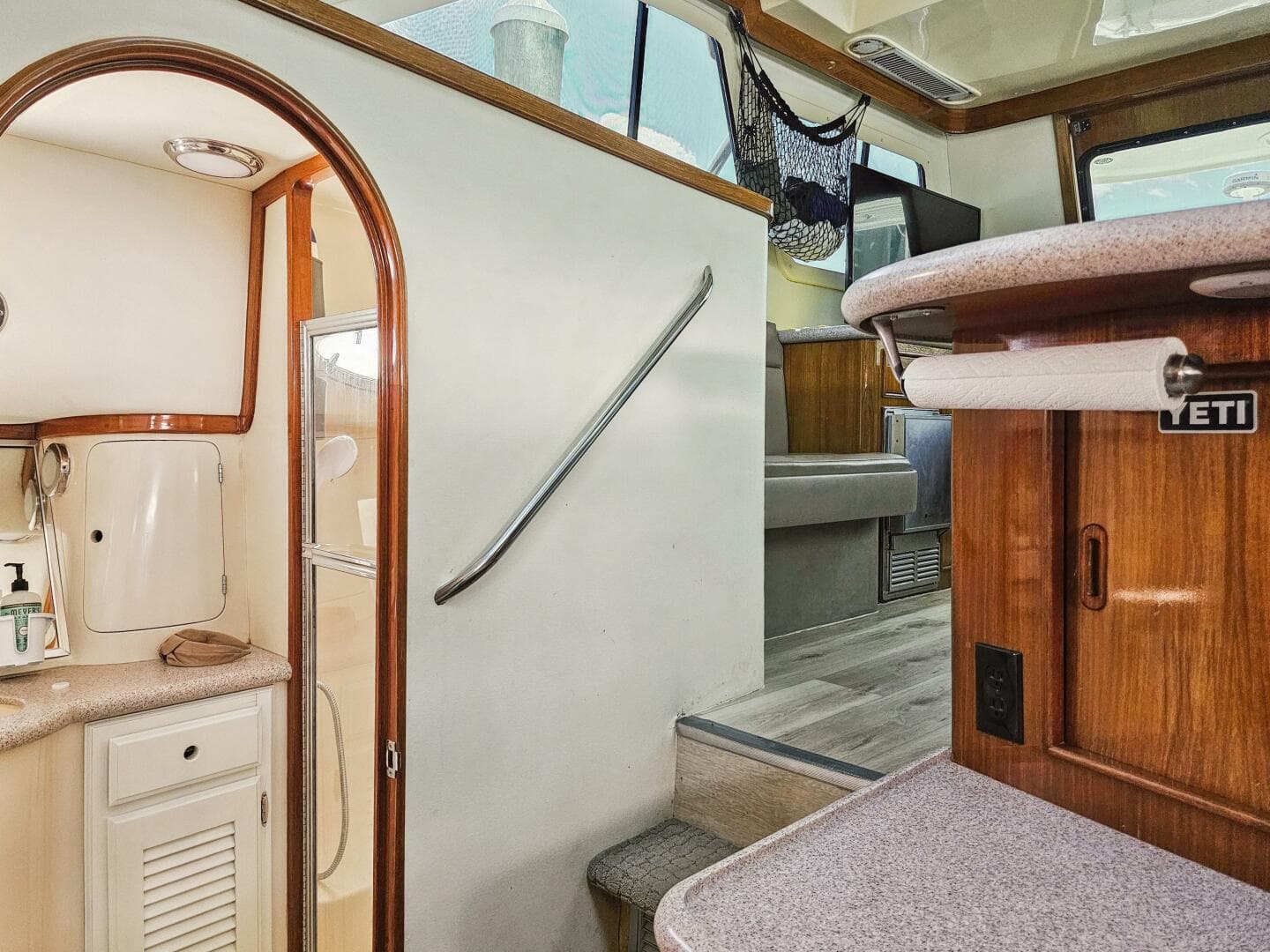 2001 Mediterranean 38 Convertible — photo 21