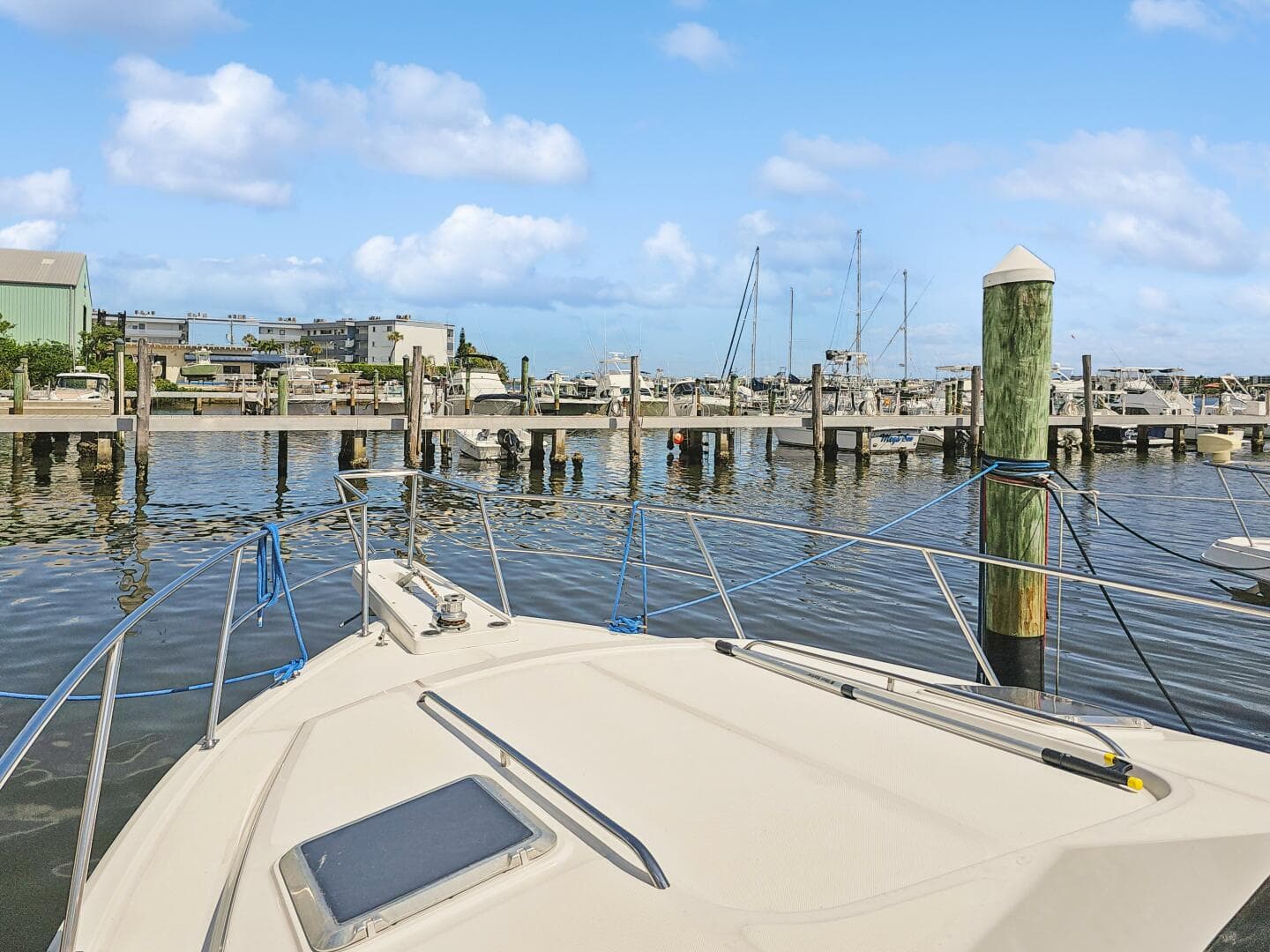 2001 Mediterranean 38 Convertible — photo 4