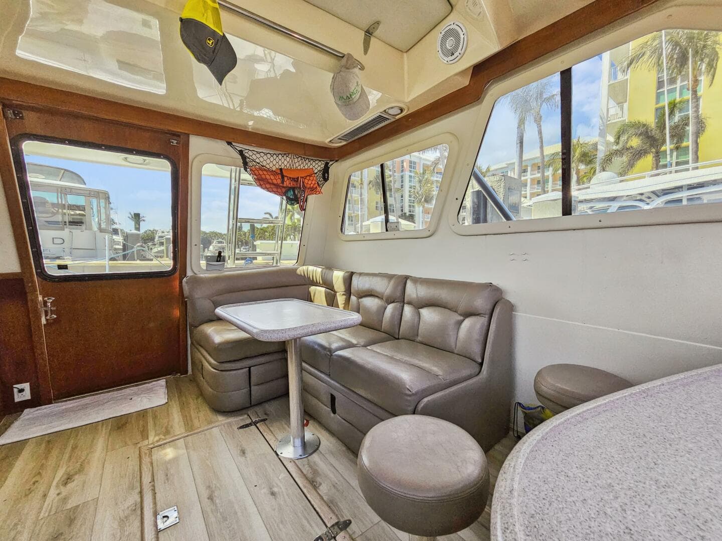 2001 Mediterranean 38 Convertible — photo 16