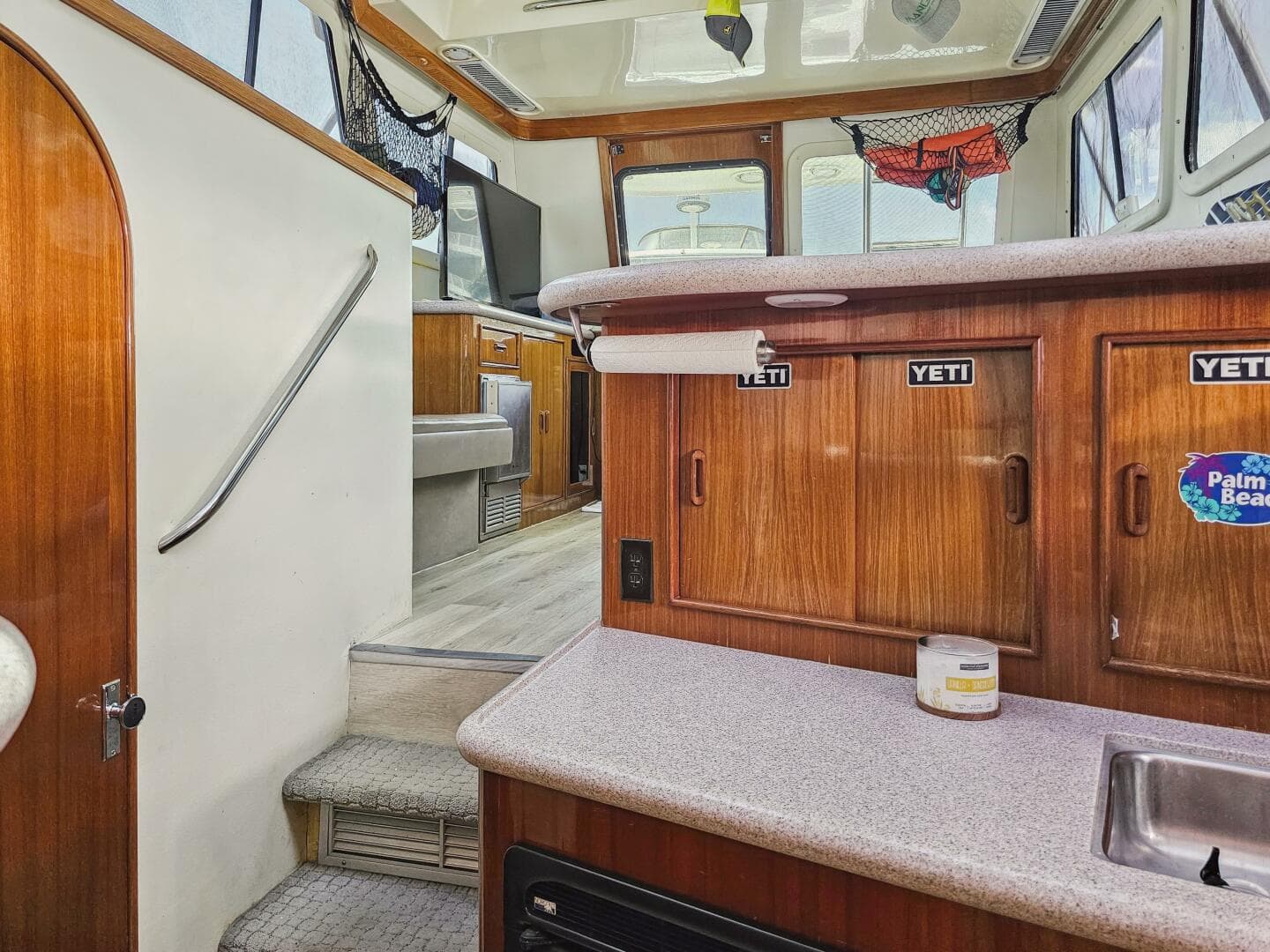 2001 Mediterranean 38 Convertible — photo 19