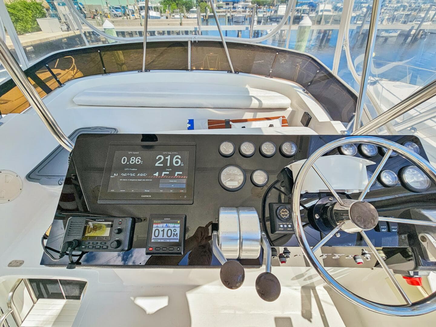 2001 Mediterranean 38 Convertible — photo 10