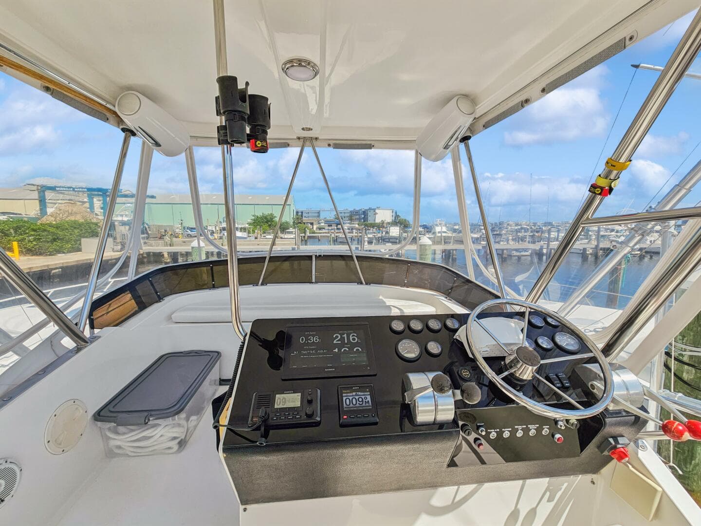 2001 Mediterranean 38 Convertible — photo 8