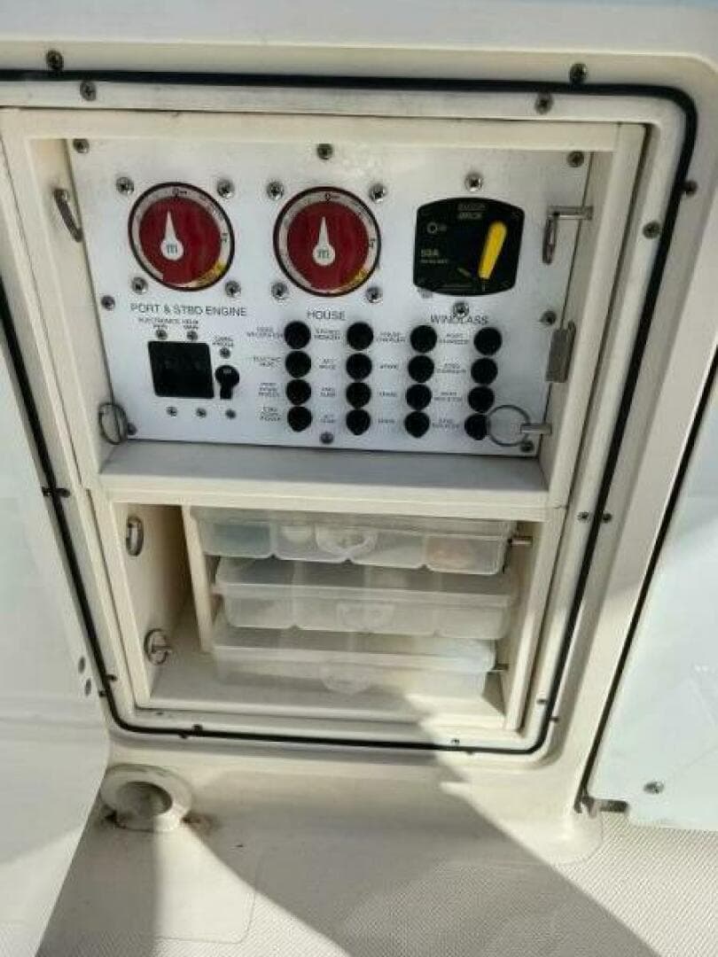 2009 Pursuit S 310 Sport — photo 12